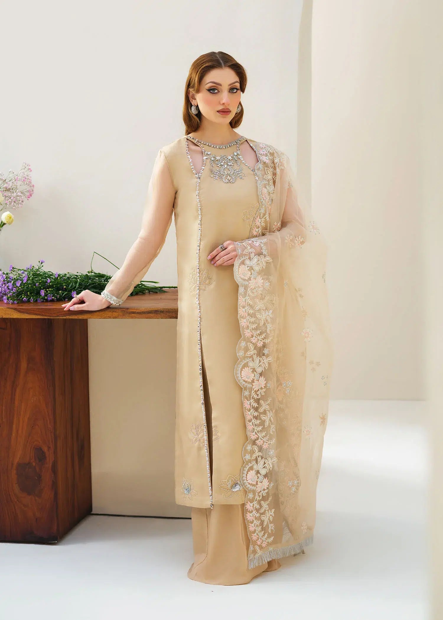 Mahum Asad | Forever and Ever Formals | Glow - Pakistani Clothes for women, in United Kingdom and United States