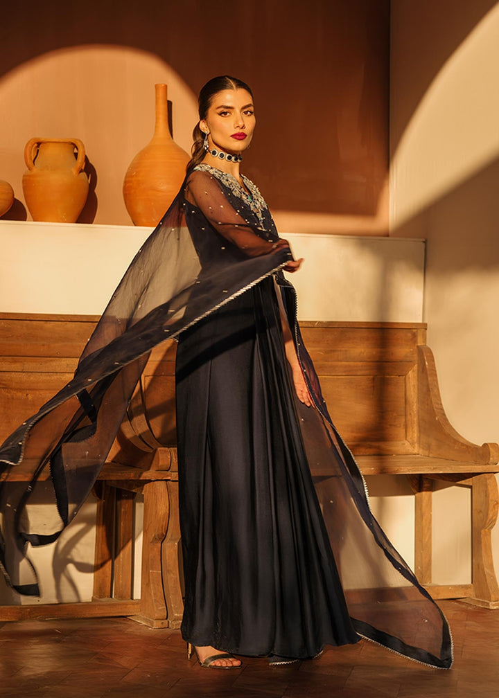 Mahum Asad | Raising The Bar | Trophy - Hoorain Designer Wear - Pakistani Ladies Branded Stitched Clothes in United Kingdom, United states, CA and Australia