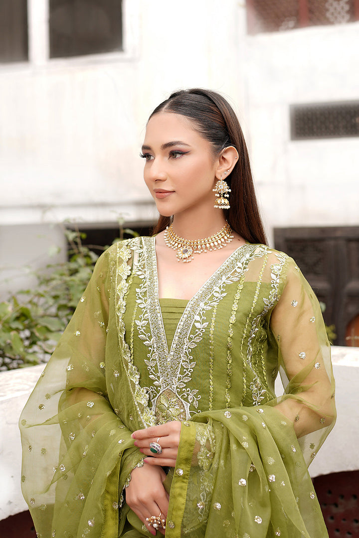Maryams | Luxury Eid Pret | M-1104 - Hoorain Designer Wear - Pakistani Ladies Branded Stitched Clothes in United Kingdom, United states, CA and Australia