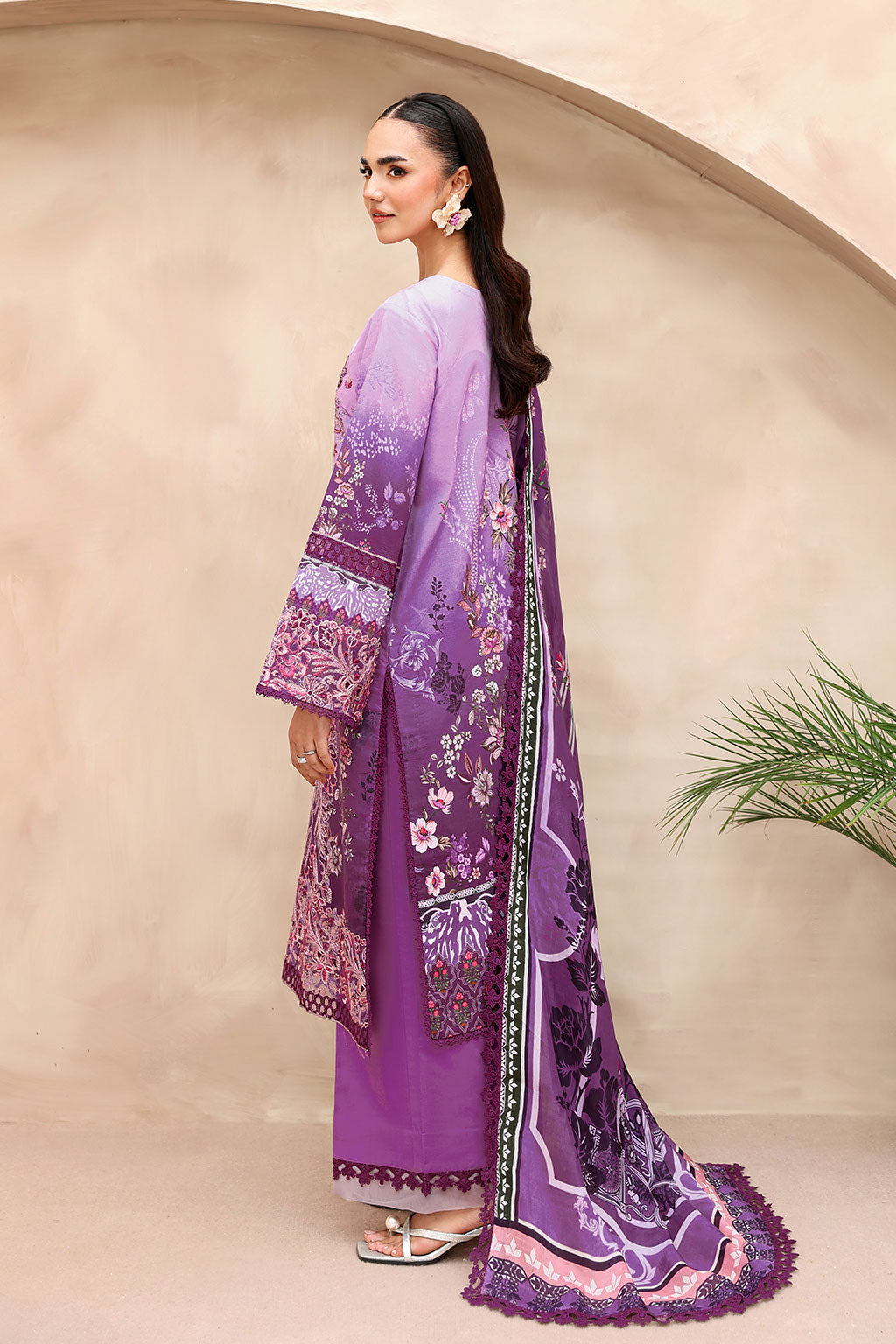 Ramsha | Mashaal Luxury Lawn | L-1502