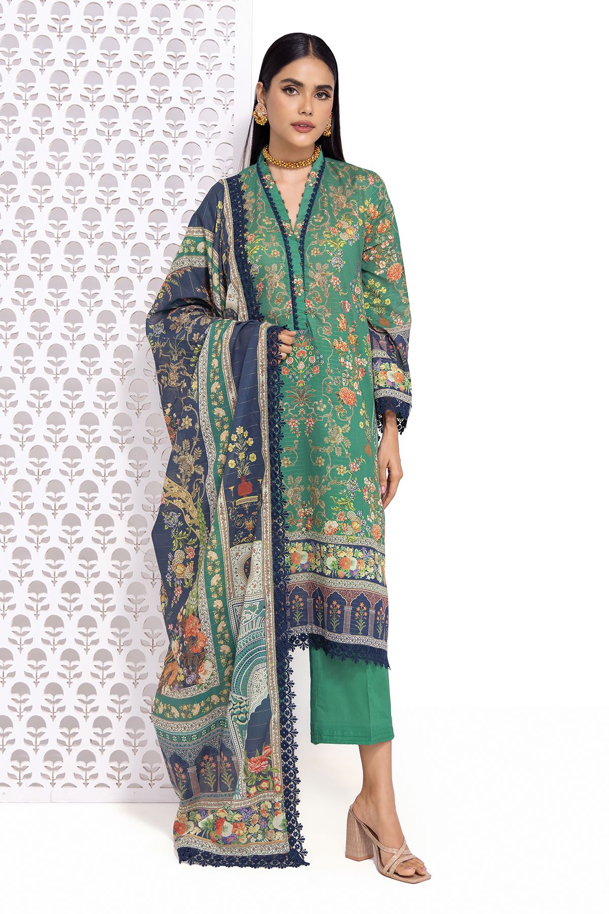 Khaadi | Essential Winter 24 | KEW 18