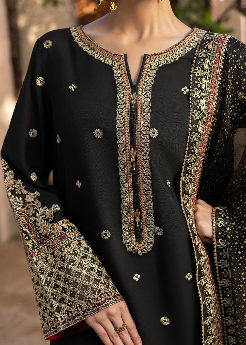 Diara Couture | Rangrez Luxe Pret | DF-48 - BLACK
