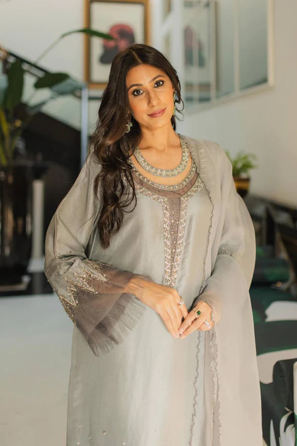 Jeem | Luxury Pret | MINK GREY - Hoorain Designer Wear - Pakistani Ladies Branded Stitched Clothes in United Kingdom, United states, CA and Australia