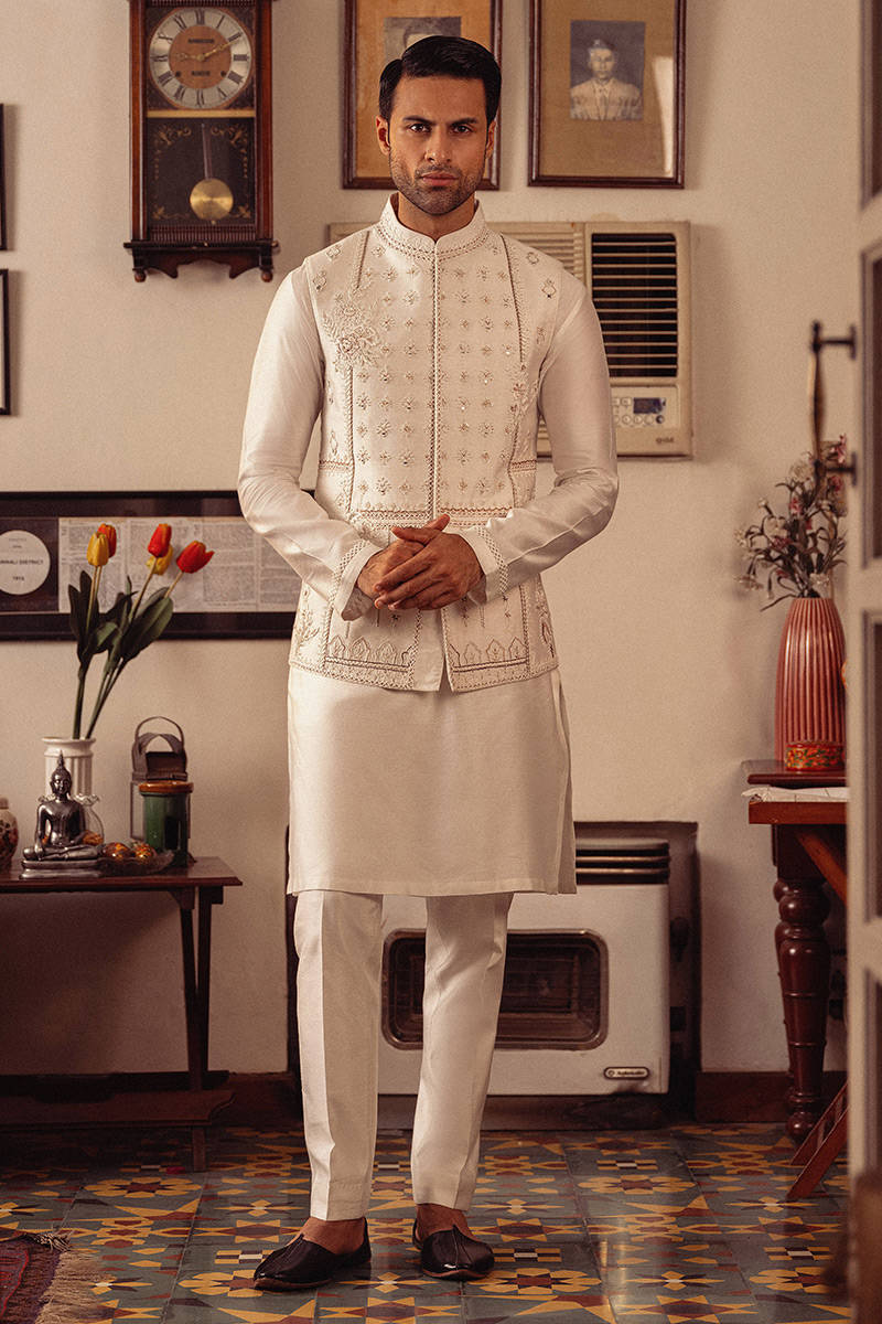 Pakistani Menswear | MNR-HAMDAM - Pakistani Clothes for women, in United Kingdom and United States