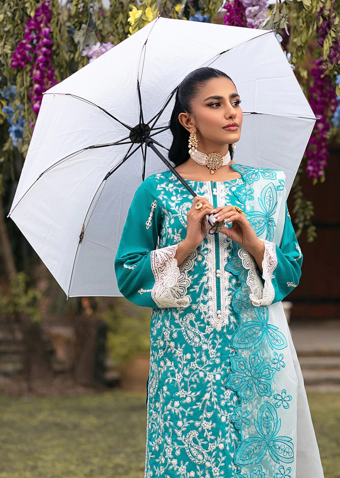 Mohagni | Muntazir Luxury Lawn 24 | MGZ-10 - Pakistani Clothes for women, in United Kingdom and United States