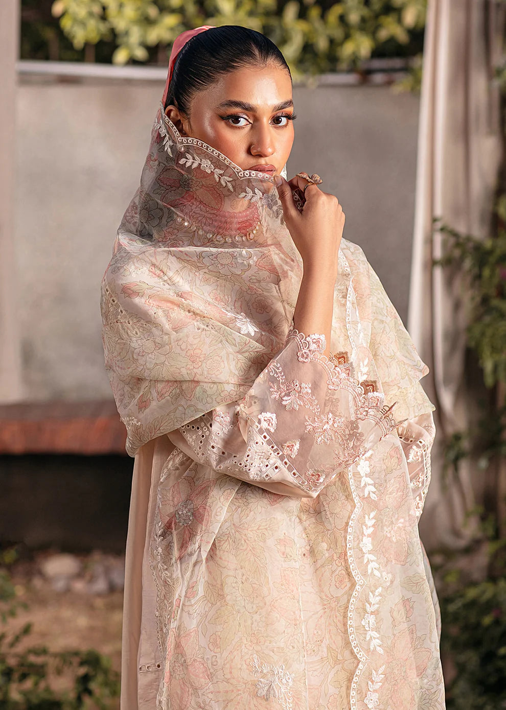 Mohagni | Muntazir Luxury Lawn 24 | CM-04 - Pakistani Clothes for women, in United Kingdom and United States