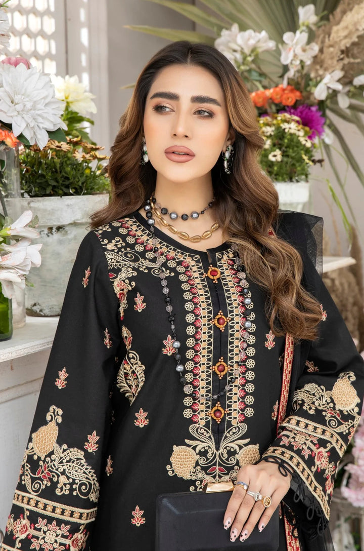 Mohagni | Muntazir Luxury Lawn 24 | AM-05 - Hoorain Designer Wear - Pakistani Ladies Branded Stitched Clothes in United Kingdom, United states, CA and Australia