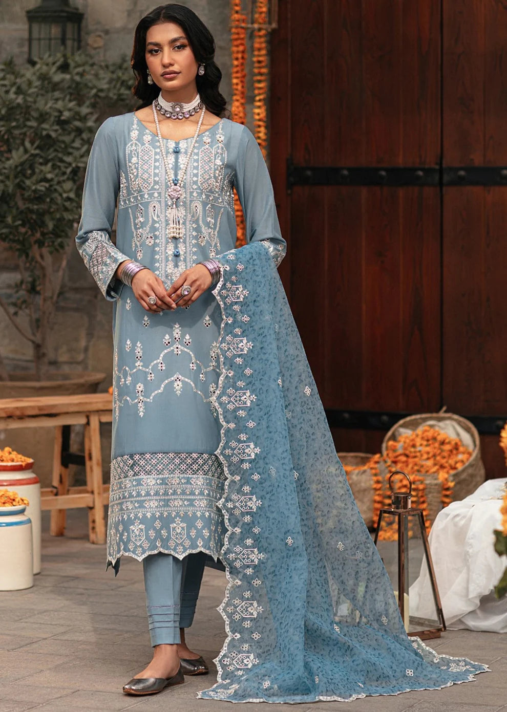 Mohagni | Muntazir Luxury Lawn 24 | CM-07 - Pakistani Clothes for women, in United Kingdom and United States