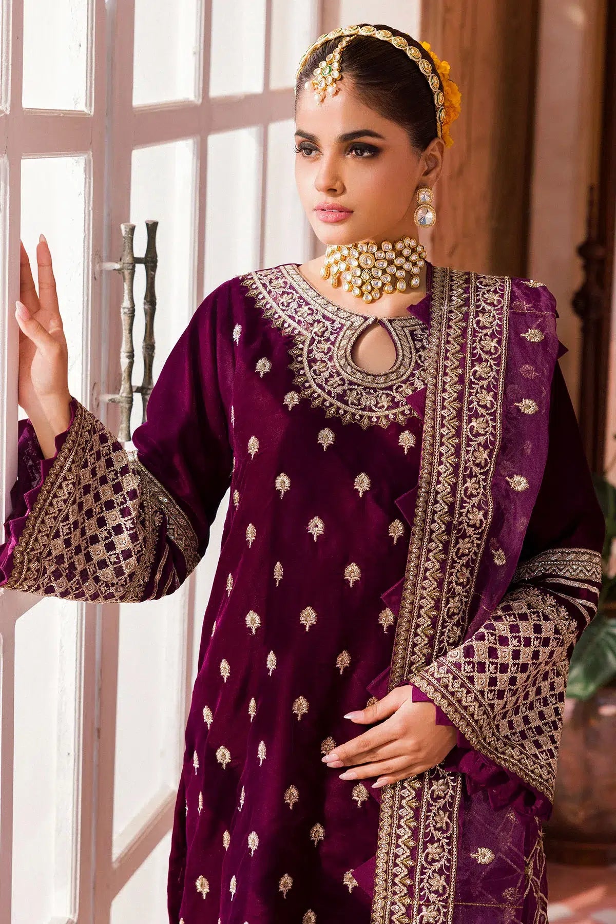 Motifz | Grand Velour Velvet Collection | 4405 - Pakistani Clothes for women, in United Kingdom and United States