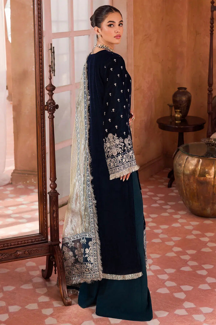 Motifz | Grand Velour Velvet Collection | 4406 - Hoorain Designer Wear - Pakistani Ladies Branded Stitched Clothes in United Kingdom, United states, CA and Australia