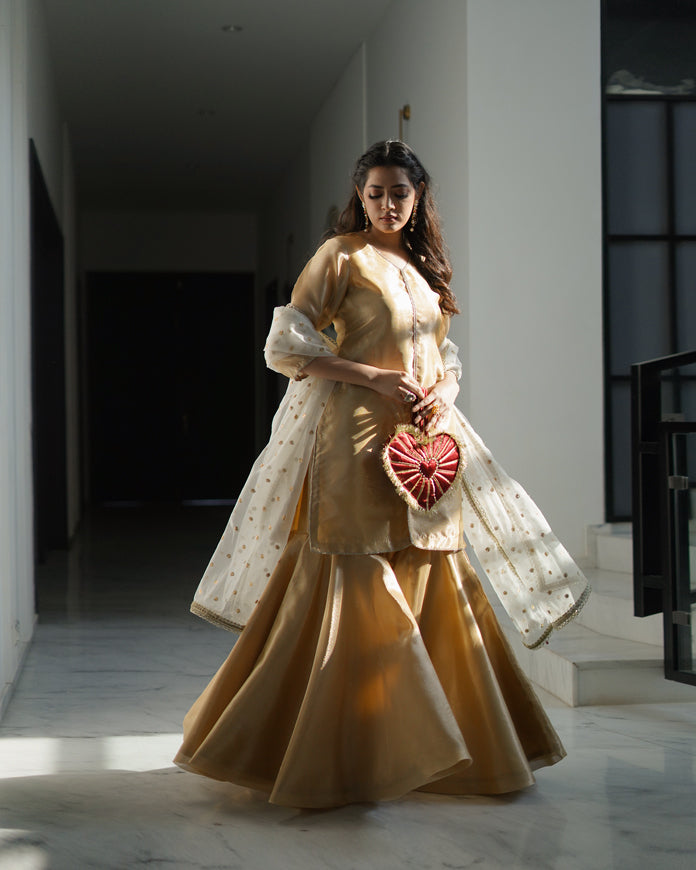 Zar | Gharara Formals | Golden