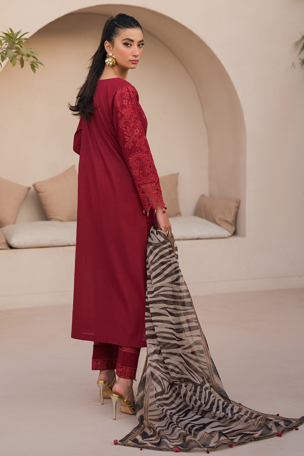 Neeshay | Symphony Luxury Lawn 24 | Cadence - Pakistani Clothes for women, in United Kingdom and United States