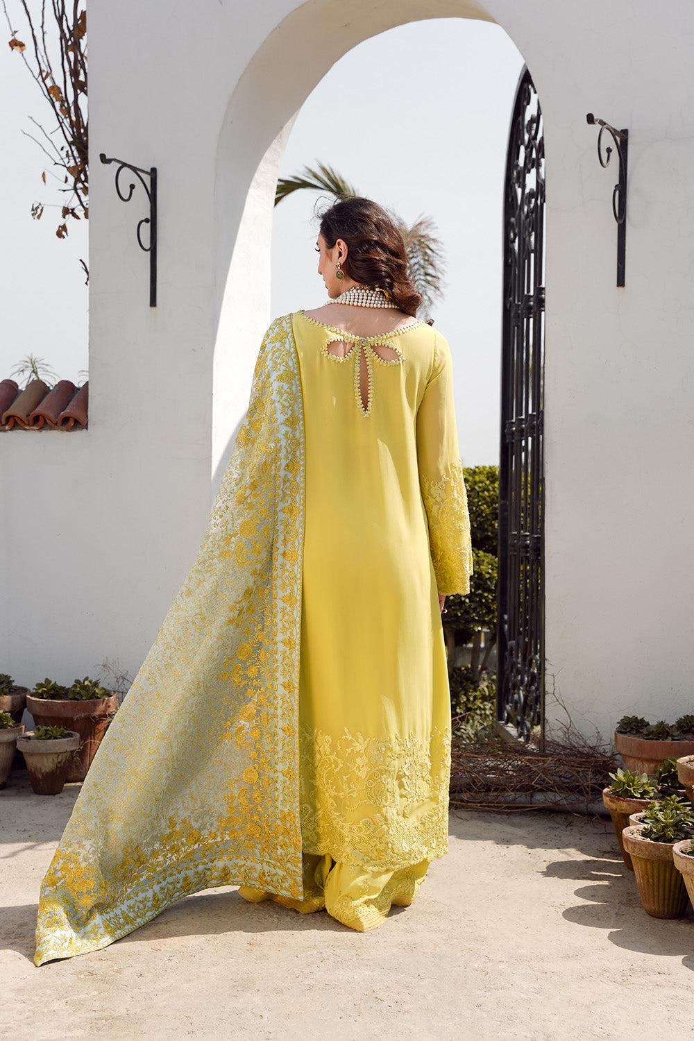 Nilofer Shahid | Verve Summer 24 | Evara (3pc) – Verve SS 24 - Pakistani Clothes for women, in United Kingdom and United States