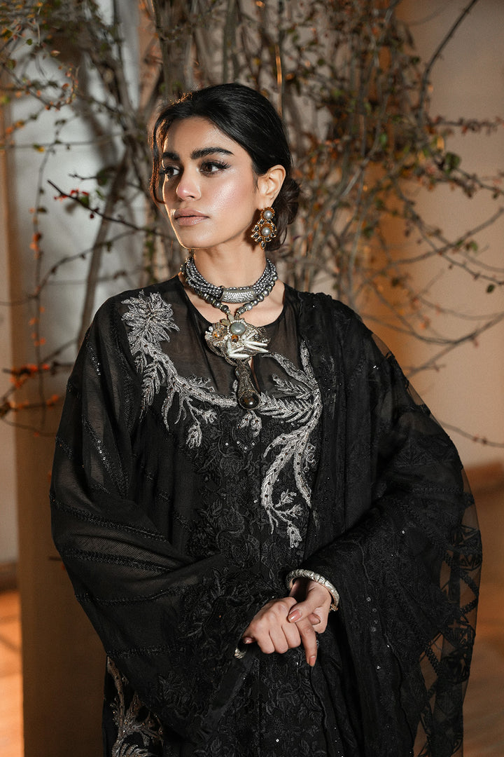 Nilofer Shahid | Verve Summer 24 | Amorist (3pc)- Verve SS 24 - Hoorain Designer Wear - Pakistani Ladies Branded Stitched Clothes in United Kingdom, United states, CA and Australia