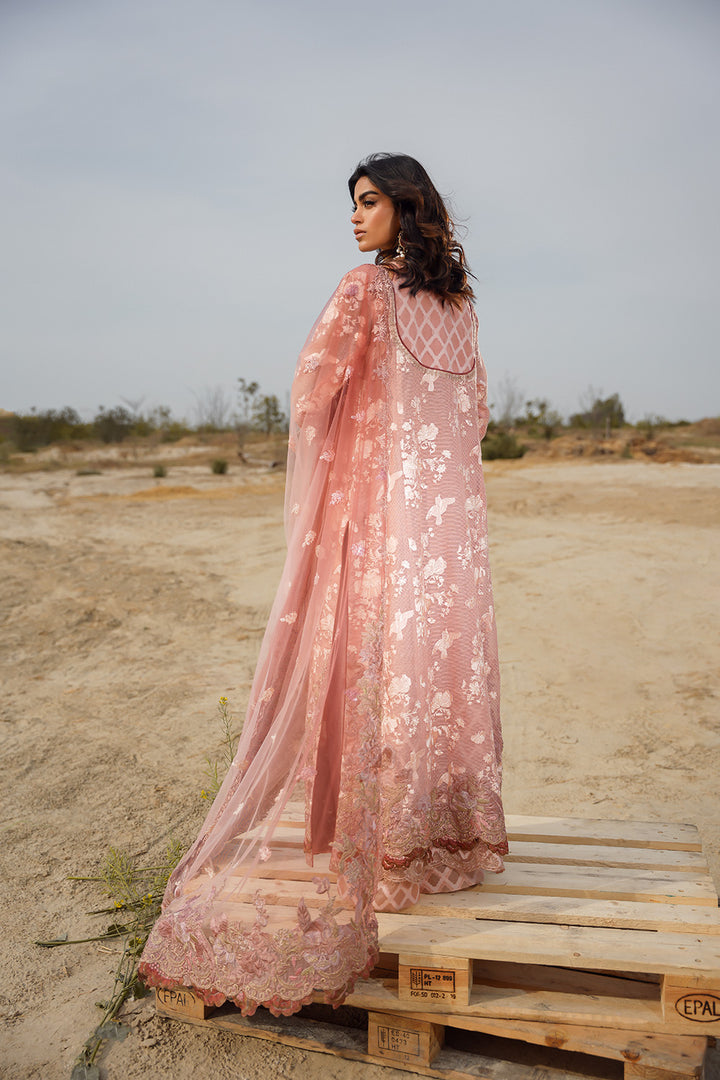 Nilofer Shahid | Verve Summer 24 | Sasha (3pc) – Verve SS 24 - Hoorain Designer Wear - Pakistani Ladies Branded Stitched Clothes in United Kingdom, United states, CA and Australia