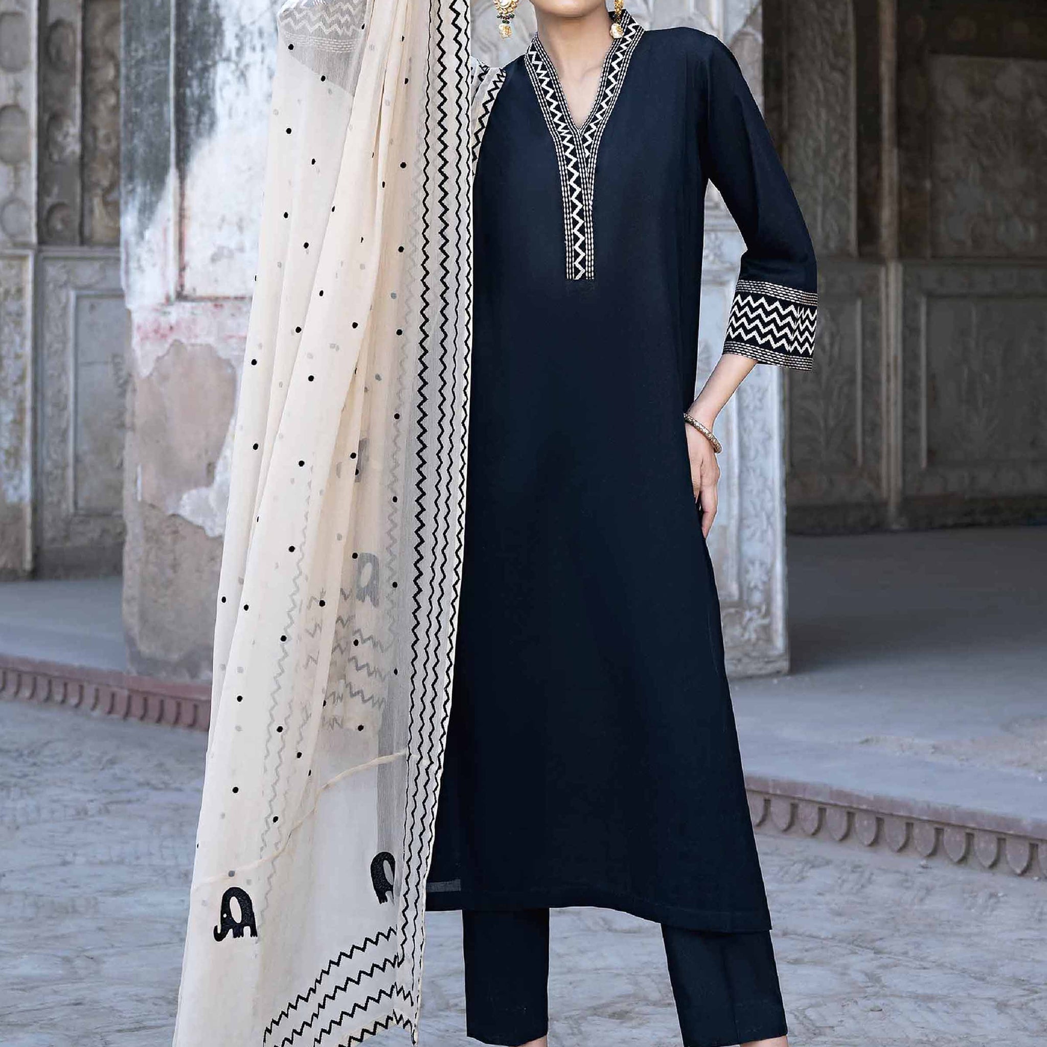 Nishat Linen | Luxury Collection 24 | KFS24-21 - Pakistani Clothes for women, in United Kingdom and United States