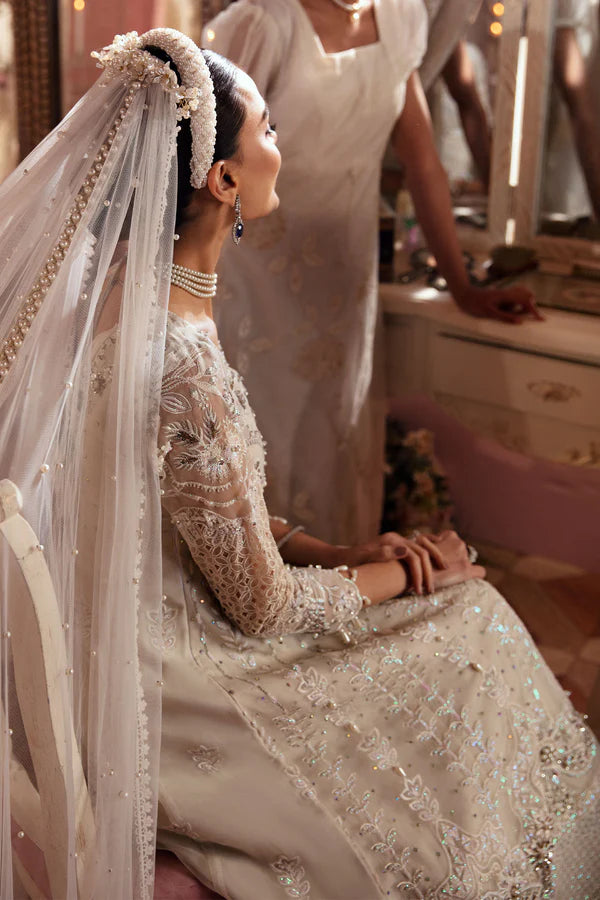 Nureh | The Secret Garden | Selina - Hoorain Designer Wear - Pakistani Ladies Branded Stitched Clothes in United Kingdom, United states, CA and Australia