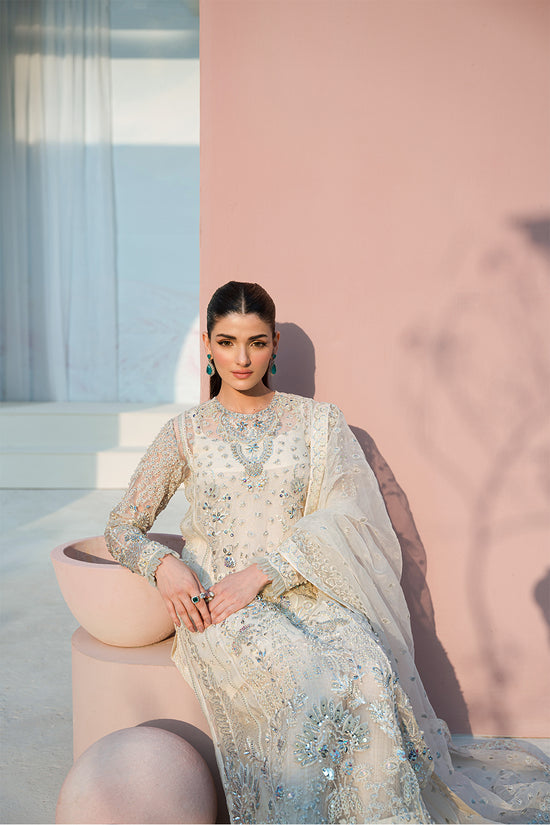Raja Salahuddin | Love in Bloom | Staller - Hoorain Designer Wear - Pakistani Ladies Branded Stitched Clothes in United Kingdom, United states, CA and Australia