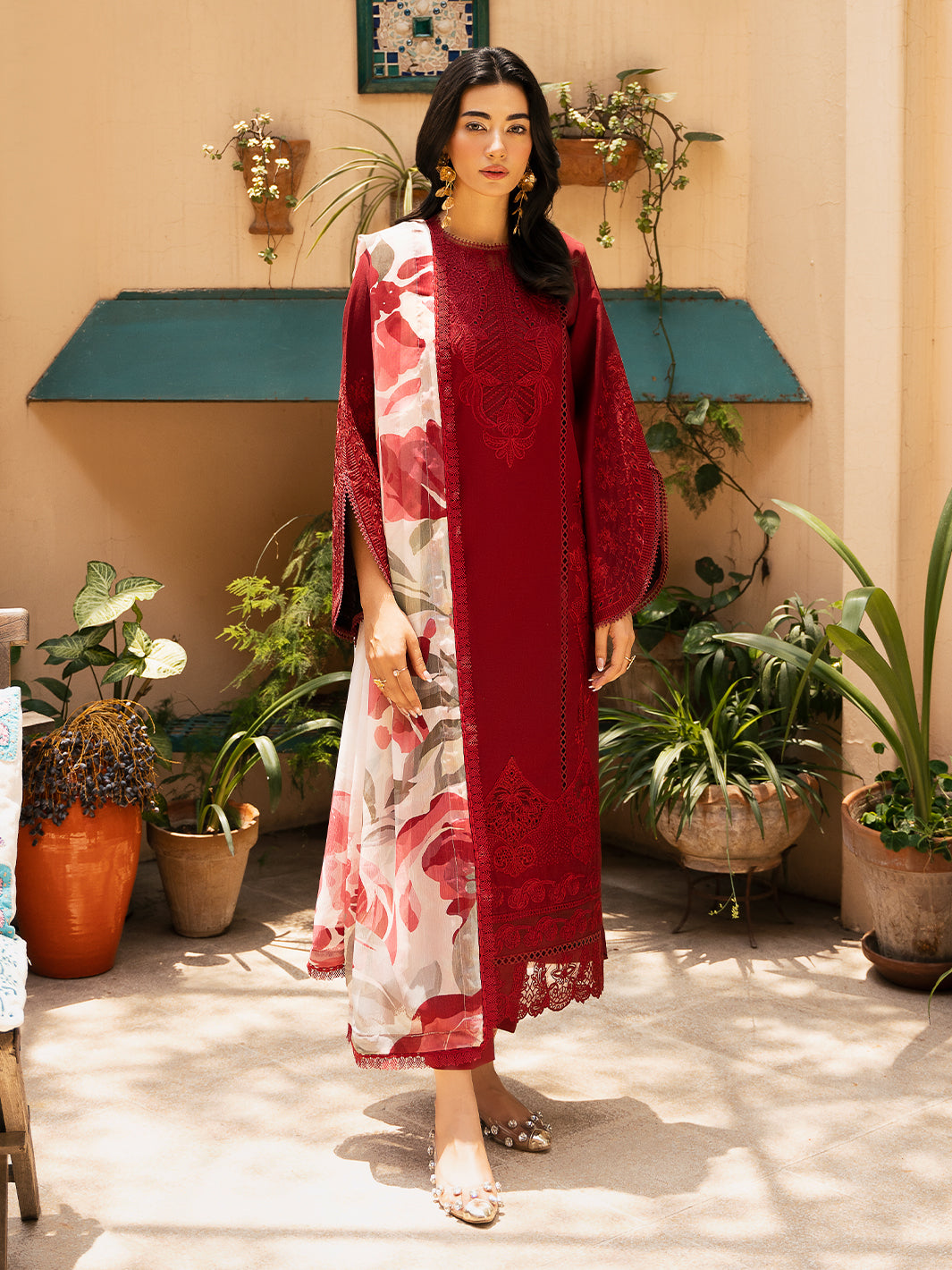 Izel | Dastak Luxury Lawn | REET