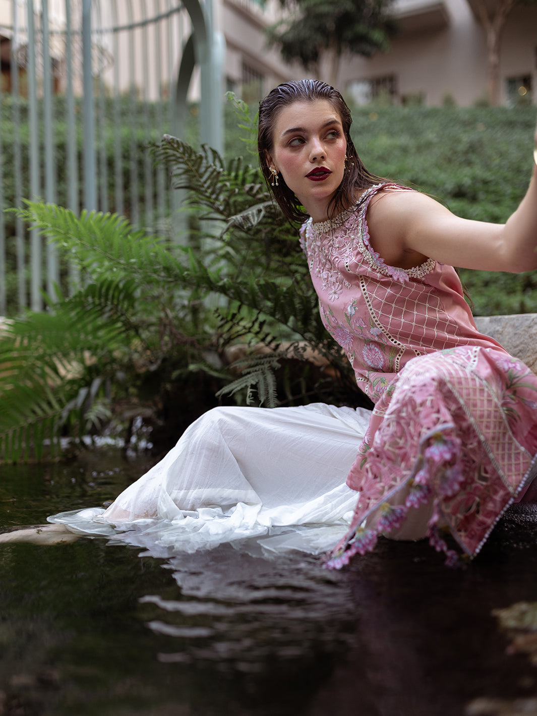 dkny embroidered dress Roheenaz | Dahlia Embroidered Lawn 24