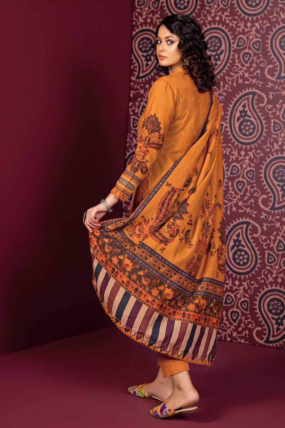 Gul Ahmed | Winter Collection 24 | Suit K-32006