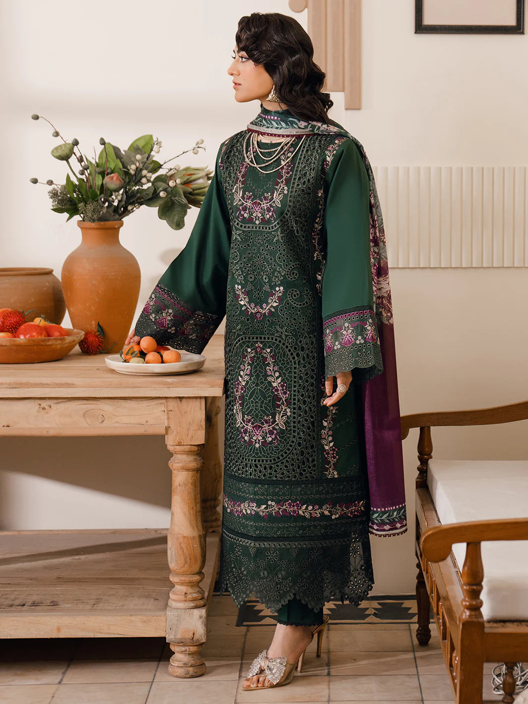 Bin Ilyas | Naqsh Luxury Lawn | Orna - Pakistani Clothes for women, in United Kingdom and United States