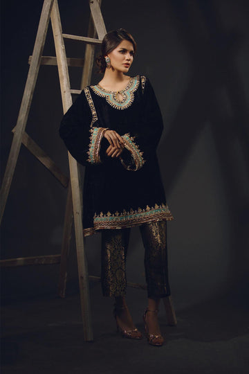 Sana Abbas | Wedding Formals | Noir Gold