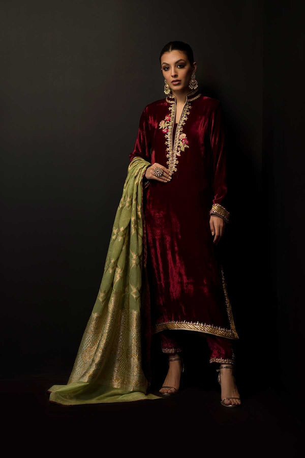 Sana Abbas | Wedding Formals | Carnelian