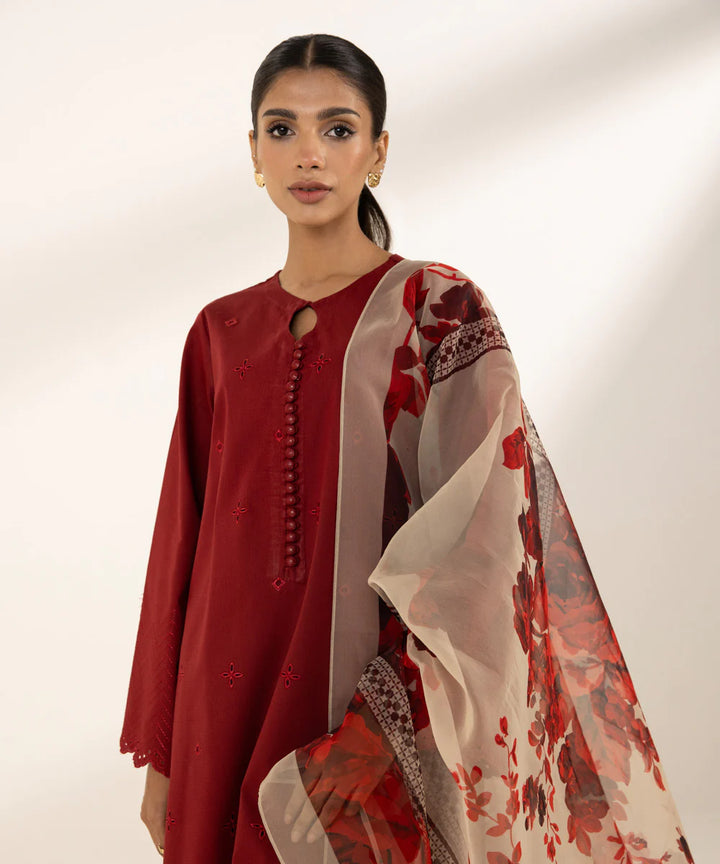 Sapphire | Signature Lawn 24 | 0U2DEST24V11 - Hoorain Designer Wear - Pakistani Ladies Branded Stitched Clothes in United Kingdom, United states, CA and Australia