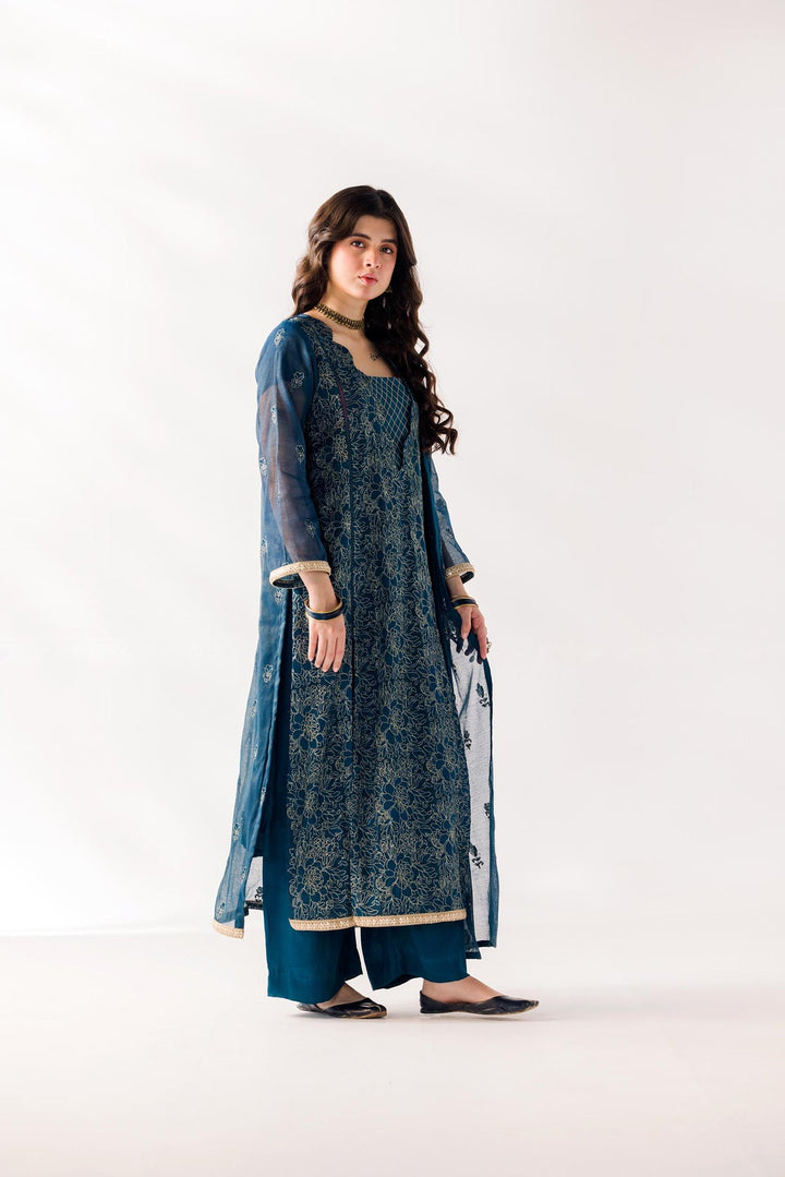 TaanaBaana | Luxe Line | F0387B - Hoorain Designer Wear - Pakistani Ladies Branded Stitched Clothes in United Kingdom, United states, CA and Australia