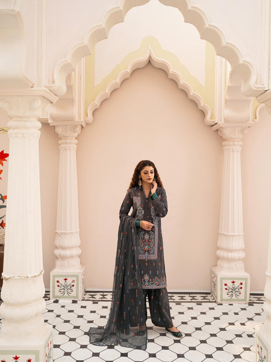 Taanabaana | Bano Series | B3218B - Pakistani Clothes for women, in United Kingdom and United States