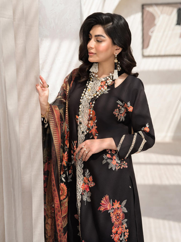 Taanabaana | Mem Saab Collection | M3245 - Pakistani Clothes for women, in United Kingdom and United States