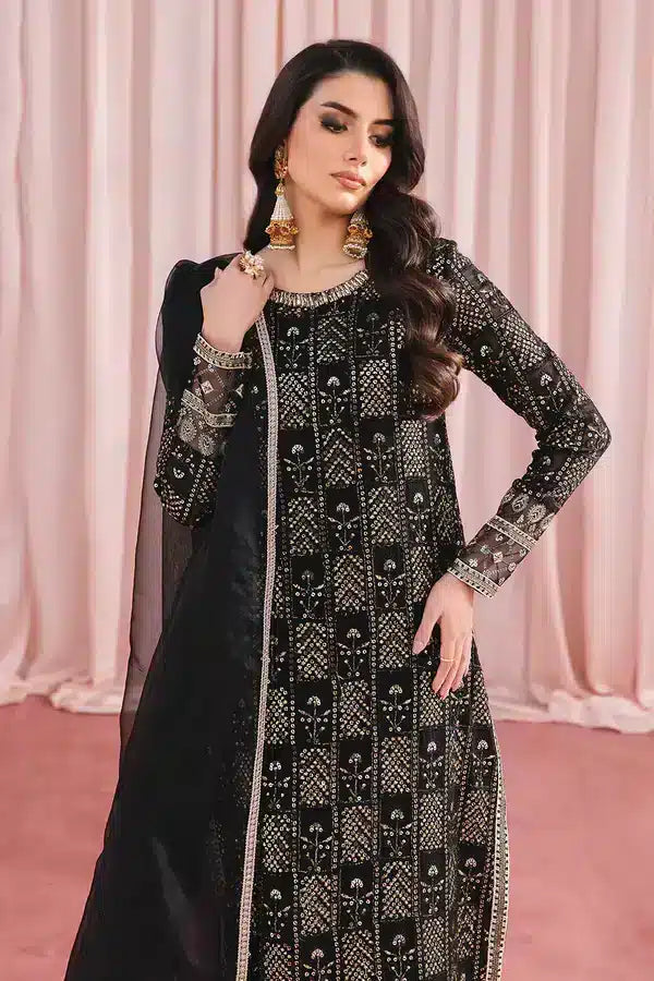 Vanya | Dolce Luxury Formal 23 | DL-15 - Hoorain Designer Wear - Pakistani Designer Clothes for women, in United Kingdom, United states, CA and Australia