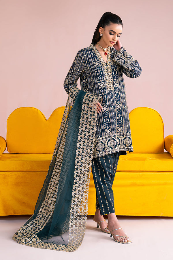 Vanya | Fareesha Formals | FR-04 - Hoorain Designer Wear - Pakistani Designer Clothes for women, in United Kingdom, United states, CA and Australia