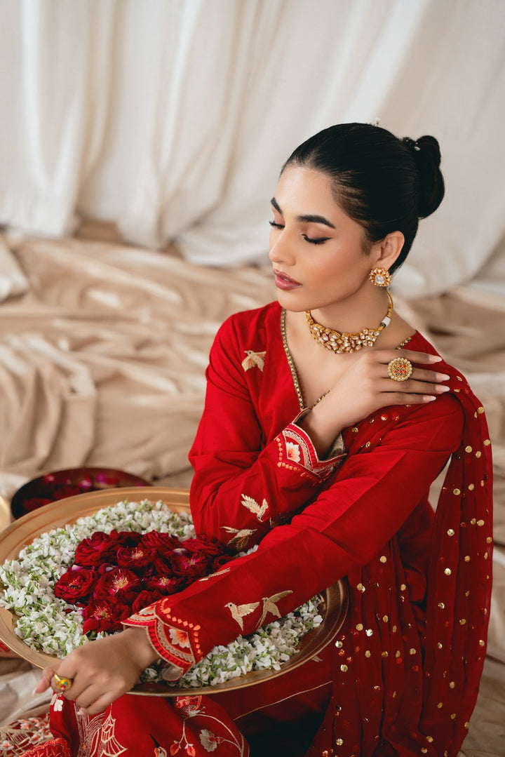 Vintage | Eid Edit 24 | Geet - Hoorain Designer Wear - Pakistani Ladies Branded Stitched Clothes in United Kingdom, United states, CA and Australia