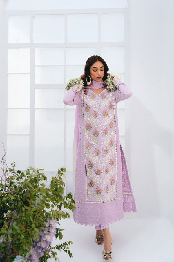 Vintage | Eid Edit 24 | Anamika - Hoorain Designer Wear - Pakistani Ladies Branded Stitched Clothes in United Kingdom, United states, CA and Australia