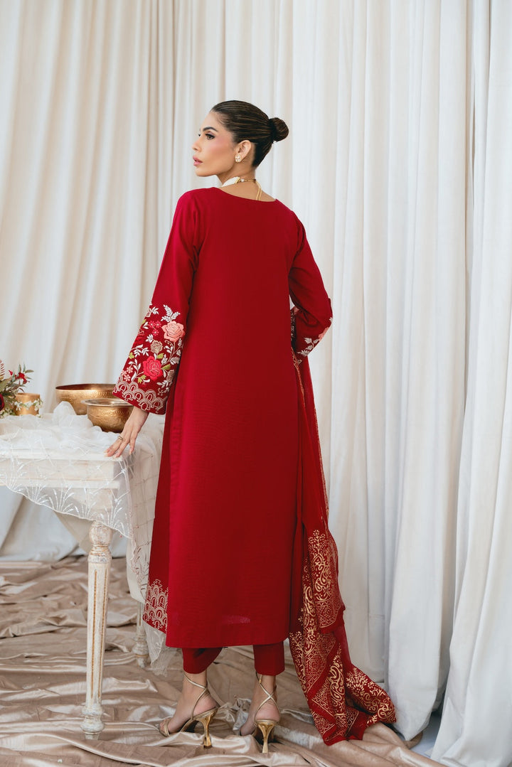 Vintage | Eid Edit 24 | Dilara - Hoorain Designer Wear - Pakistani Ladies Branded Stitched Clothes in United Kingdom, United states, CA and Australia