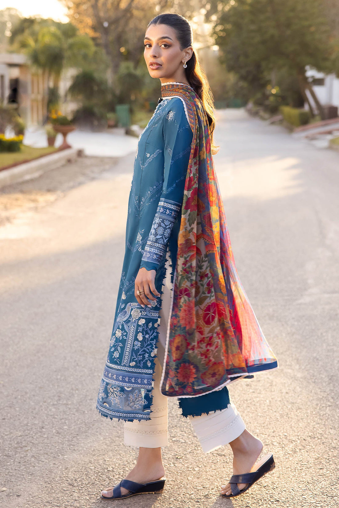 Zaha | Lawn 24 | EIRA (ZL24-05 B) - Pakistani Clothes for women, in United Kingdom and United States