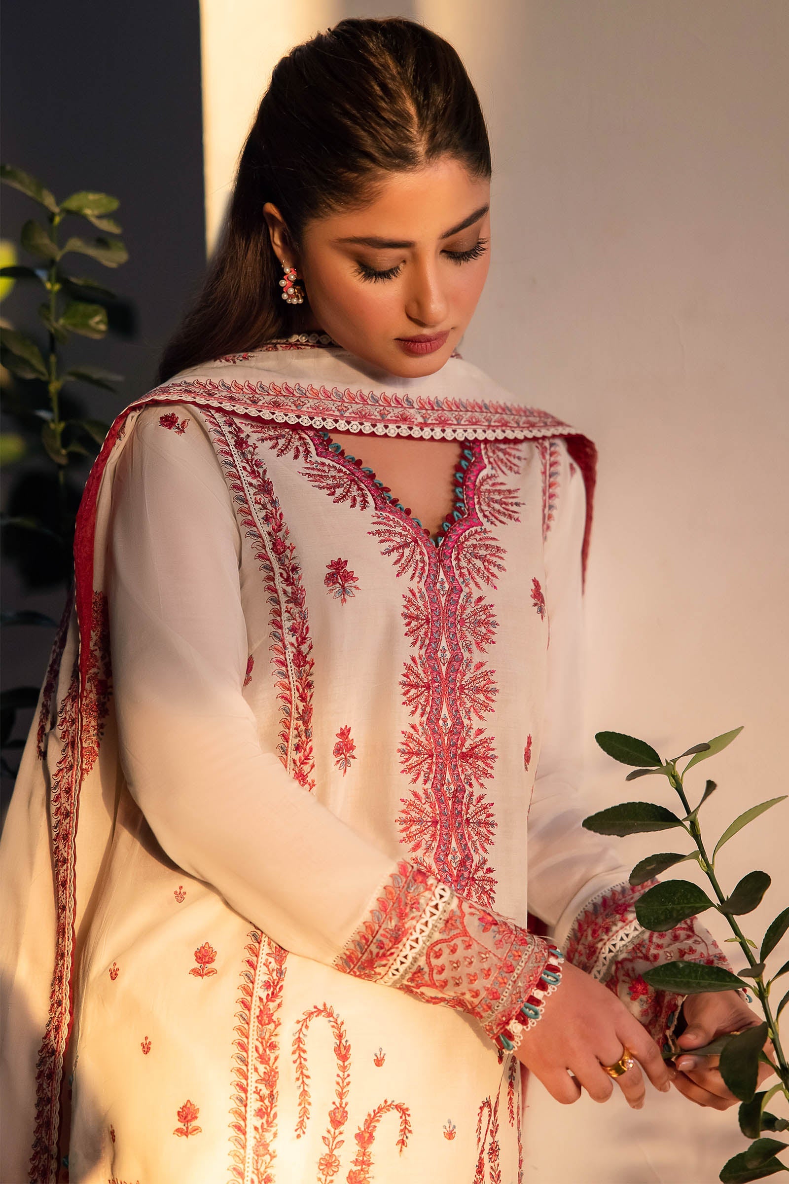 Zaha | Lawn 24 | ELANIA (ZL24-09 A) - Pakistani Clothes for women, in United Kingdom and United States