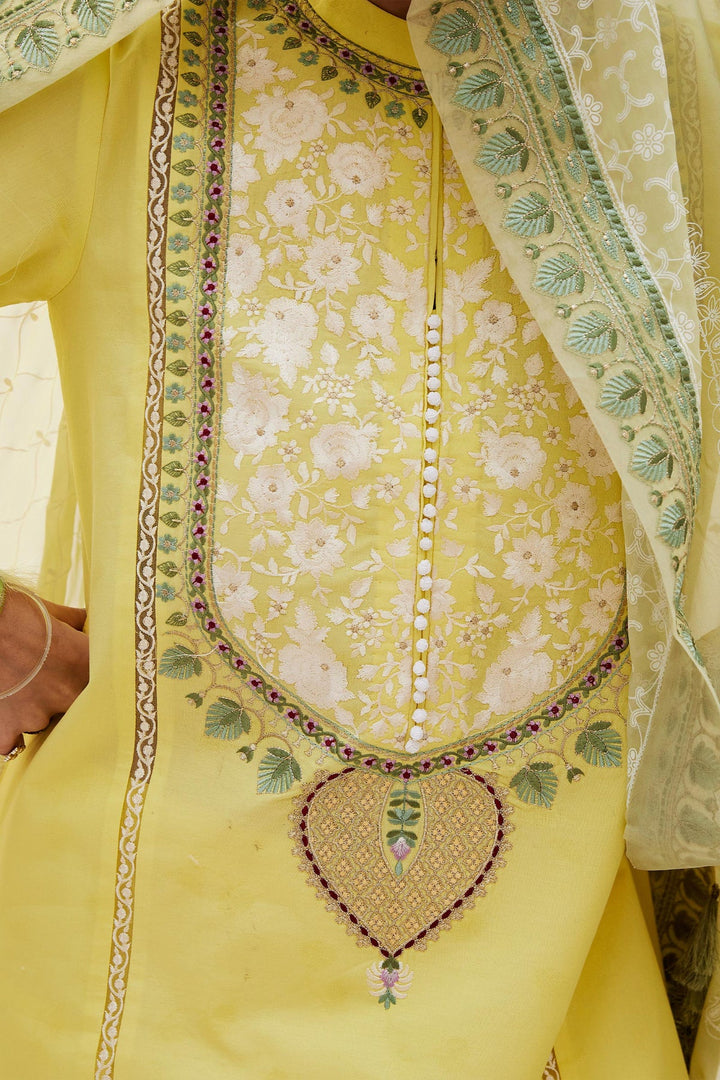 Zara Shahjahan | Luxury Lawn 24 | DILARA-15A - Hoorain Designer Wear - Pakistani Ladies Branded Stitched Clothes in United Kingdom, United states, CA and Australia