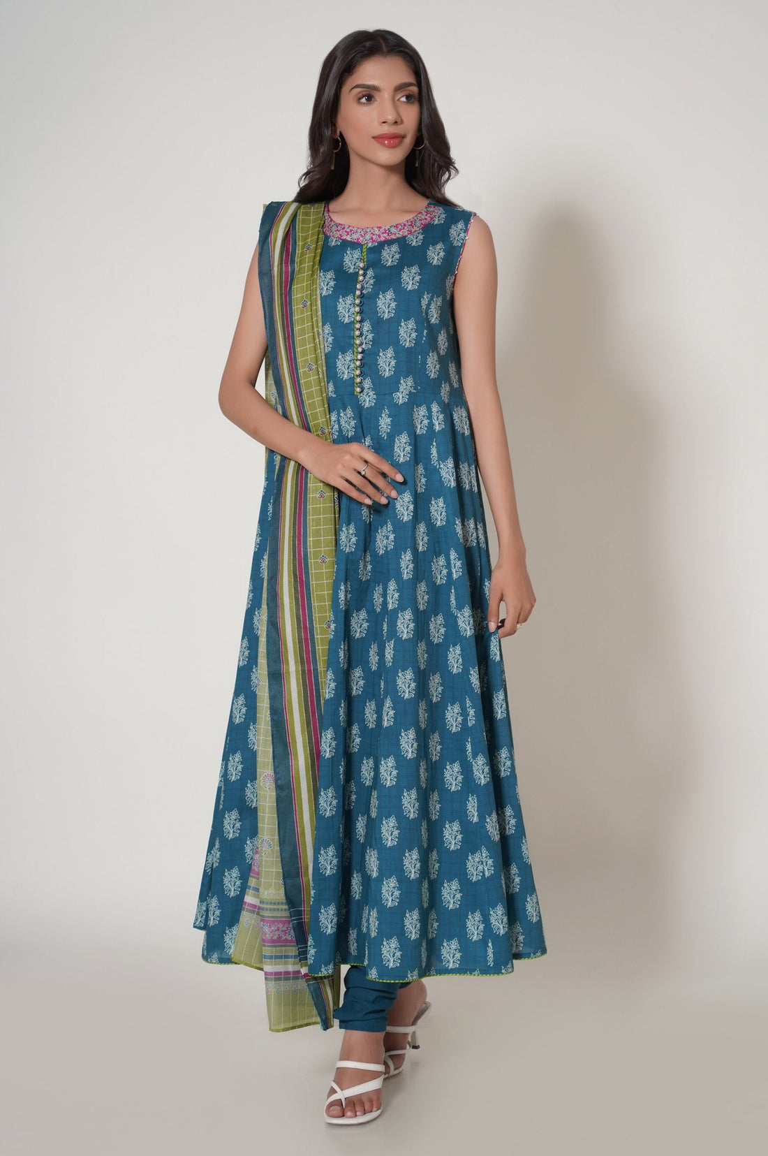 Zeen | Summer Collection 24 | 33621 - Pakistani Clothes for women, in United Kingdom and United States