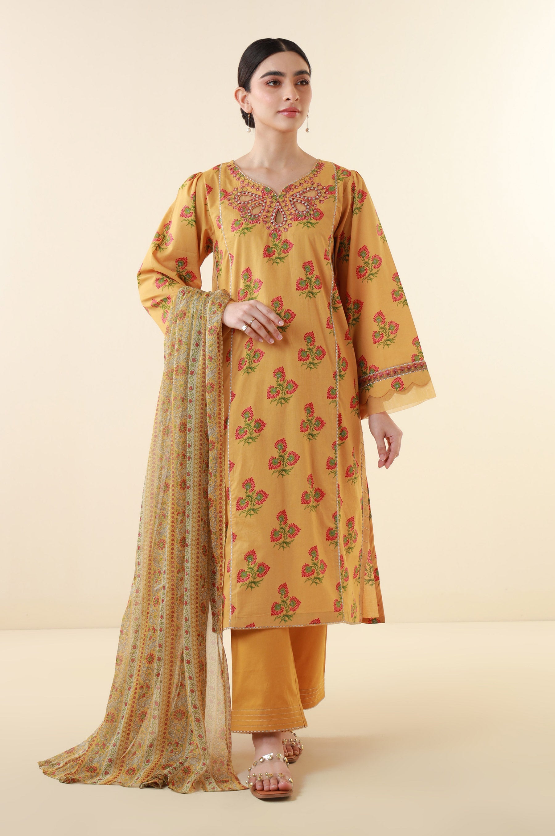 Zeen | Summer Collection 24 | 34209 - Pakistani Clothes for women, in United Kingdom and United States