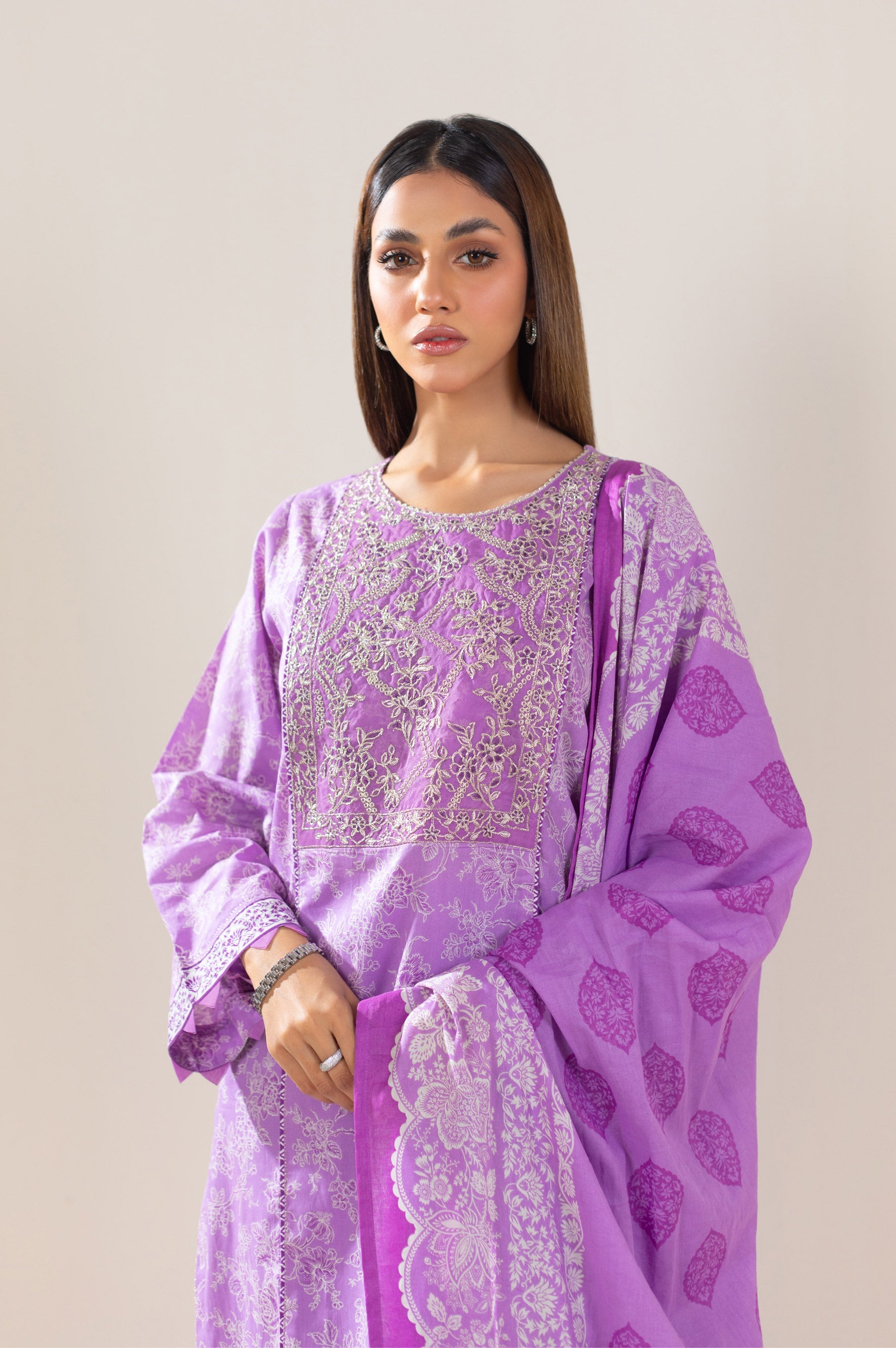 Zeen | Summer Collection 24 | 34220 - Pakistani Clothes for women, in United Kingdom and United States