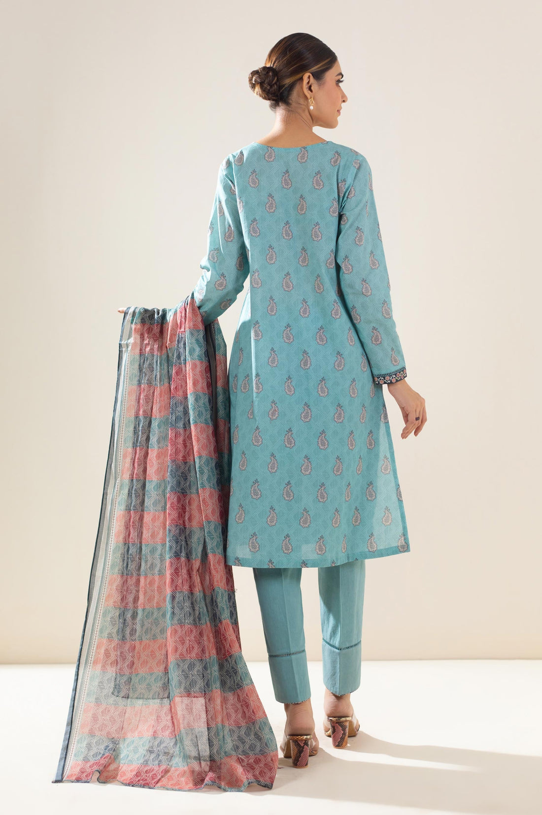 Zeen | Summer Collection 24 | 34233 - Pakistani Clothes for women, in United Kingdom and United States