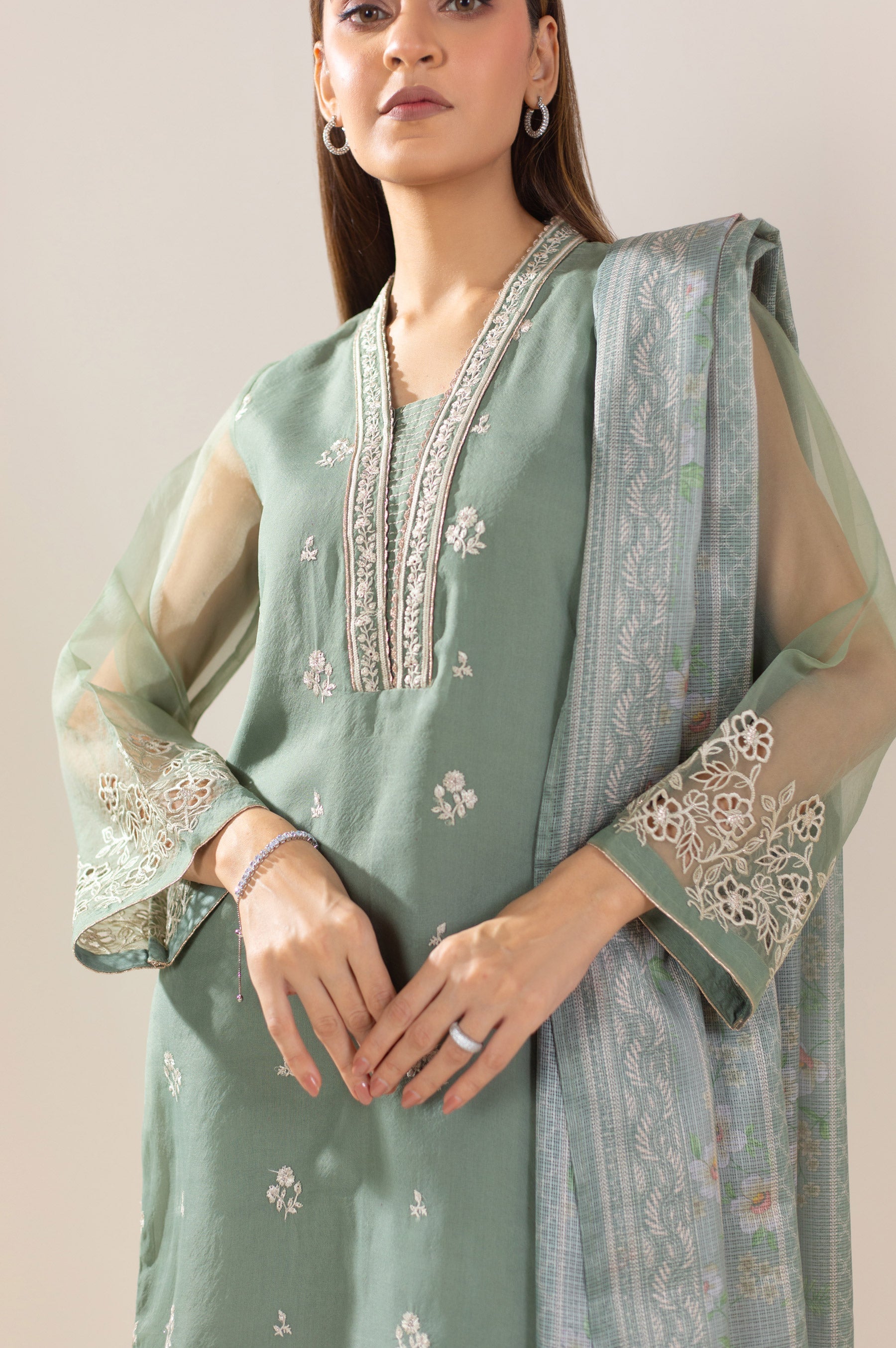 Zeen | Summer Collection 24 | 33242 - Pakistani Clothes for women, in United Kingdom and United States