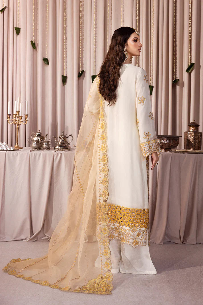 Emaan Adeel | Romansiyyah Luxury Formals 23 | RM-01 CHANTEL - Hoorain Designer Wear - Pakistani Ladies Branded Stitched Clothes in United Kingdom, United states, CA and Australia