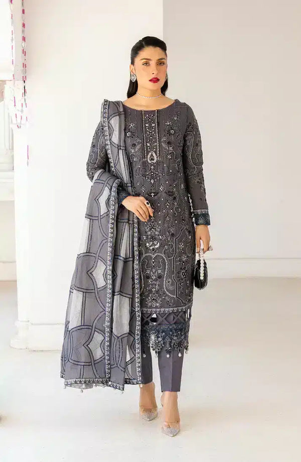 Emaan Adeel | Zimal Luxury Formals 23 | ZM 08 ZEBA - Hoorain Designer Wear - Pakistani Ladies Branded Stitched Clothes in United Kingdom, United states, CA and Australia