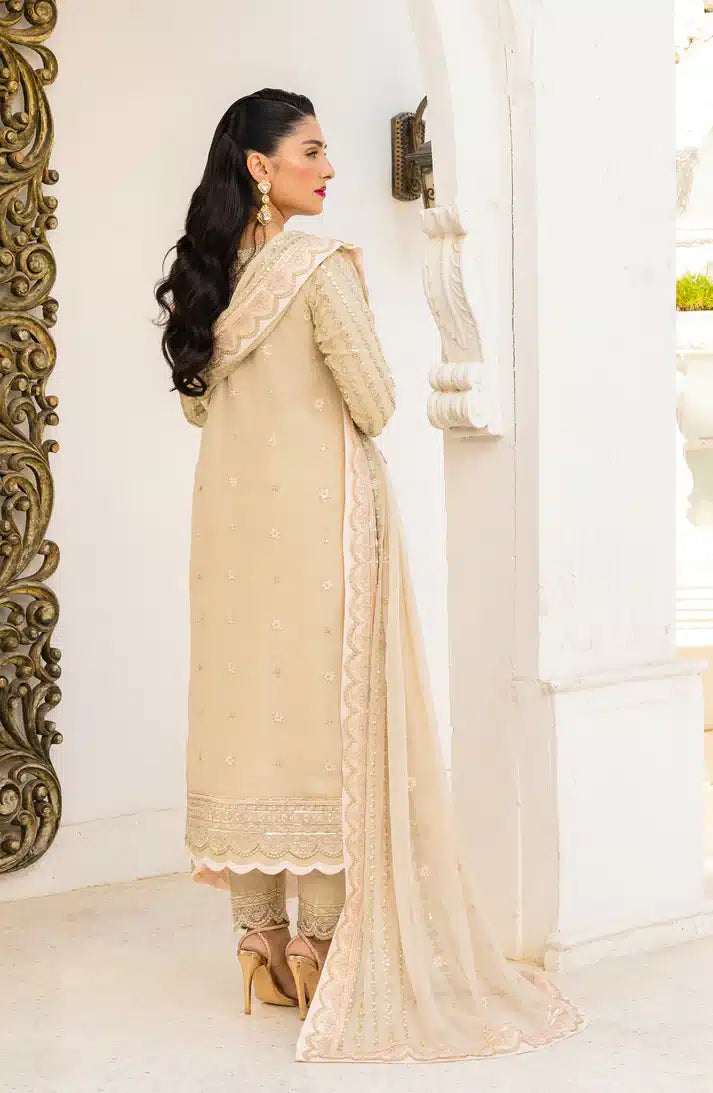 Emaan Adeel | Zimal Luxury Formals 23 | ZM 05 NATALIA - Hoorain Designer Wear - Pakistani Ladies Branded Stitched Clothes in United Kingdom, United states, CA and Australia