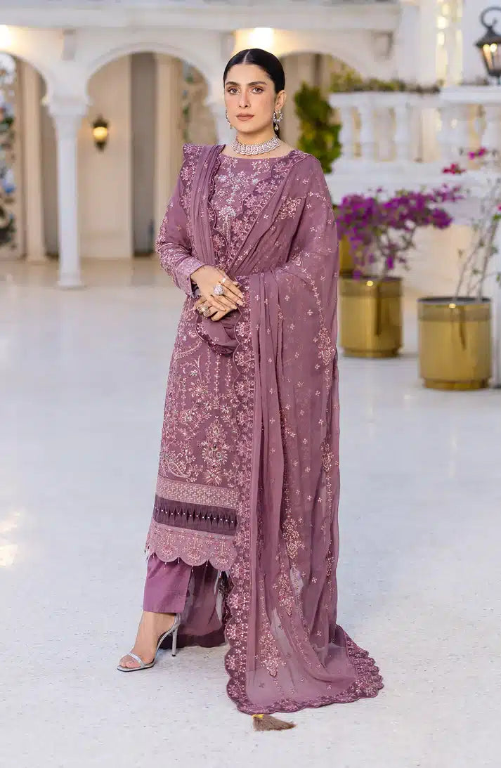 Emaan Adeel | Zimal Luxury Formals 23 | ZM 02 ZARTAASH - Hoorain Designer Wear - Pakistani Ladies Branded Stitched Clothes in United Kingdom, United states, CA and Australia