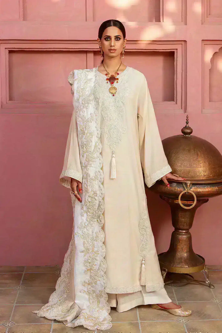 Nilofer Shahid | Nur e Subh Formals | Naz - Hoorain Designer Wear - Pakistani Designer Clothes for women, in United Kingdom, United states, CA and Australia